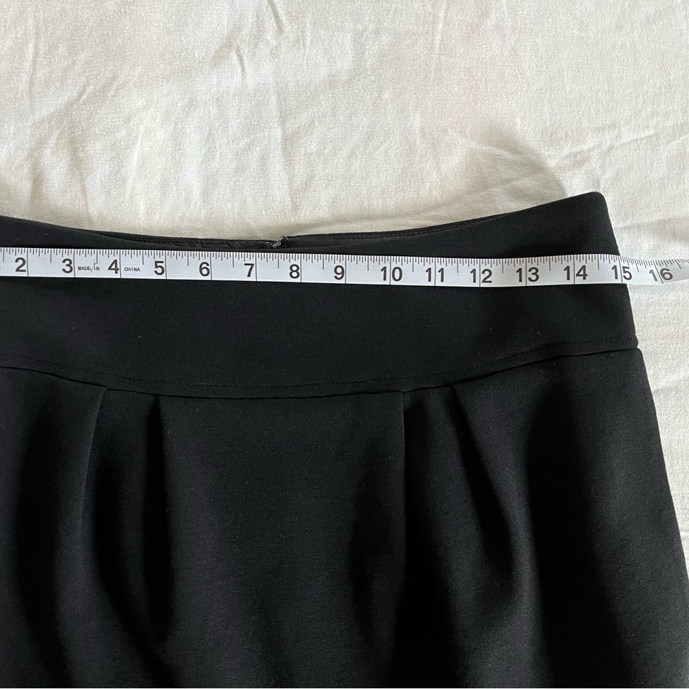Vince Pleated Lined Wool Blend Short Classic Black Skirt Womens Size 4 - Picture 4 of 11